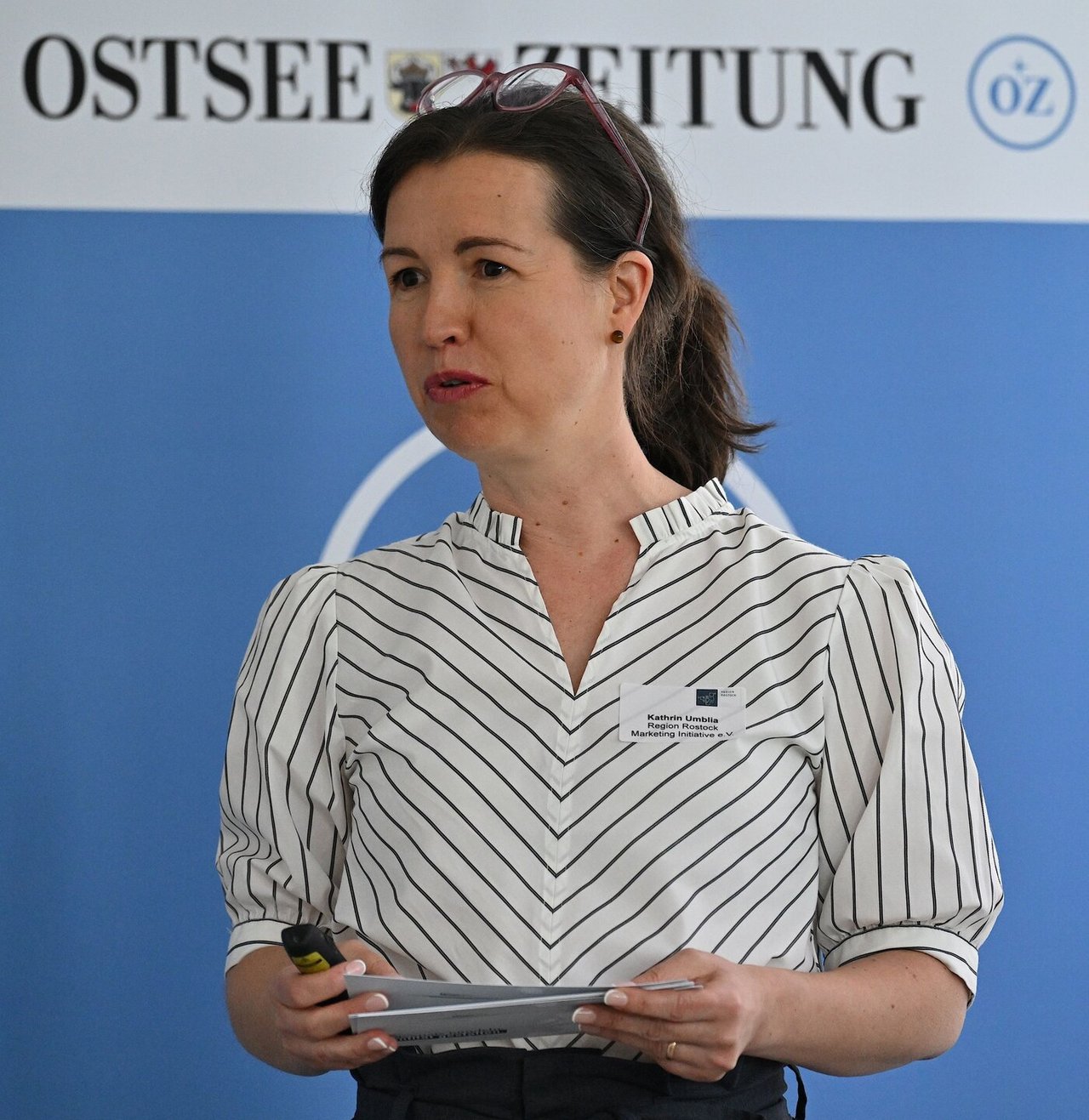 Das Foto zeigt die Leiterin des RMI Kathrin Umblia